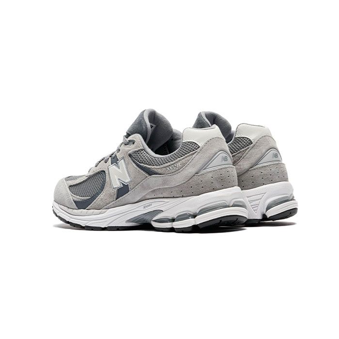 Кроссовки New Balance M2002RST