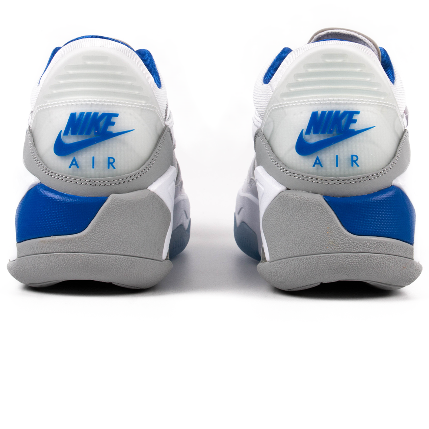 Кроссовки подростковые Air Jordan Point Lane GS DA8032-101 — фото 2